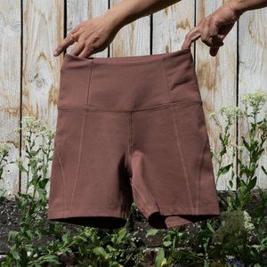 girlfriend collective acorn high-rise run short